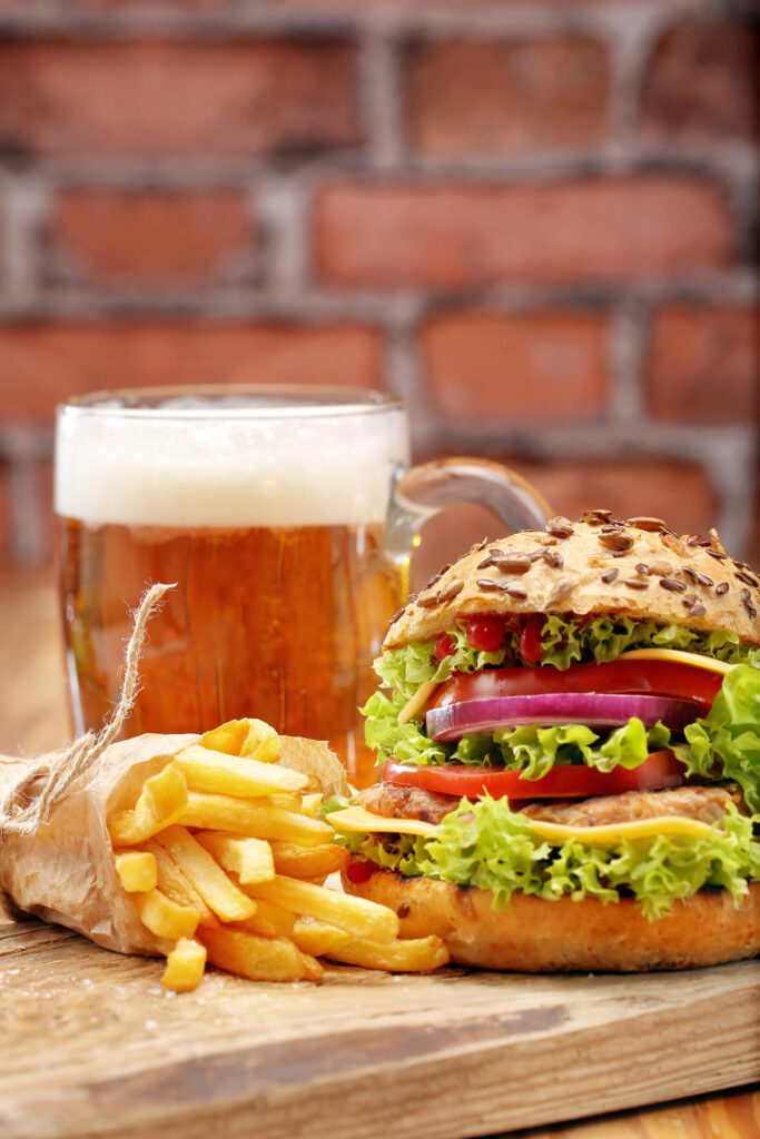 Bier und Burger im Gasthof Niemann am 02. August 2024